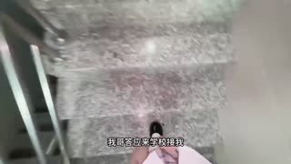 【兄妹乱伦】我可是你亲妹妹超嫩高症小妹的开发计划jk白丝一线天最终被调教成我的小性奴