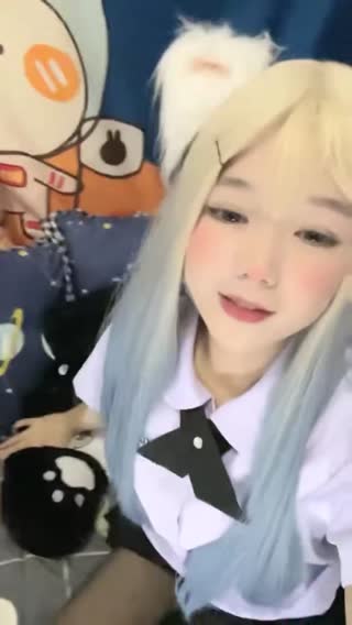 卡哇伊极品美少女JK装开档丝袜多毛骚逼赛跳蛋