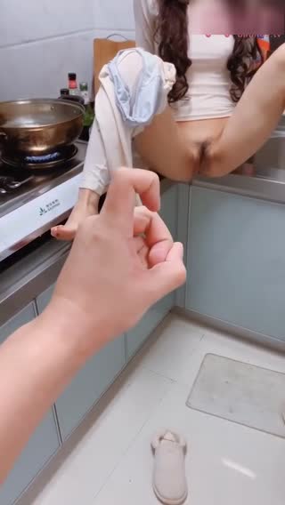 【激情浴室】土豪专享黑丝尤物爆精内射雪玲儿