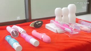 SONE-029“你想要精子吗？我是女人，我是自慰的美丽女人。”
