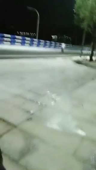 【渣女来袭】都市丽人到农村勾搭大叔