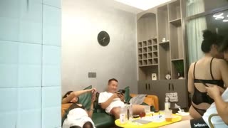 换妻军团2队夫妻酒店开房