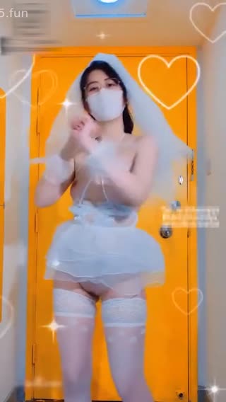 『抖音网红」超极品K少女奶咪婚纱制服定制作品