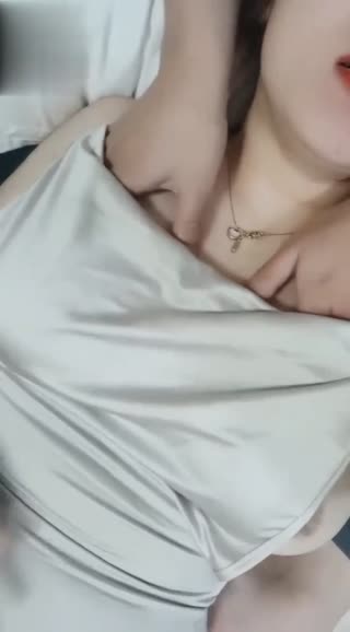 超骚妹子去正骨，勾引男技师操自己