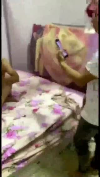 广东男女偷情被抓浸猪宠事件暴打小三