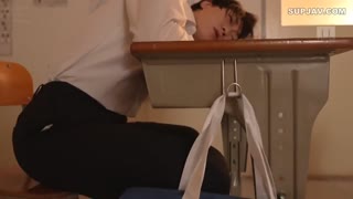 如果我通过了考试，我可以喜欢老师的胸部吗？有冈美宇为入学考试而努力学习，3个月内与巨乳女教师23次中出处女毕业。-有冈みう_AVCB