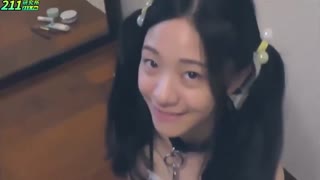 【SM调教】高颜值白虎学妹被老外调教，双手拷在床头巨根抽插，性感制服深喉爆操颜射一脸精液