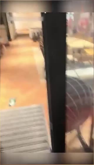 【巨乳萌妹街头勾引】你不操我，我就告你强奸我