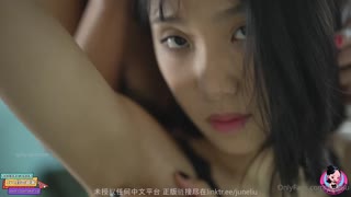 刘玥-网黄邀请姊妹共同品尝一根大屌1