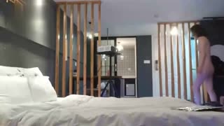惦记了很久的朋友的气质人妻终于得手了